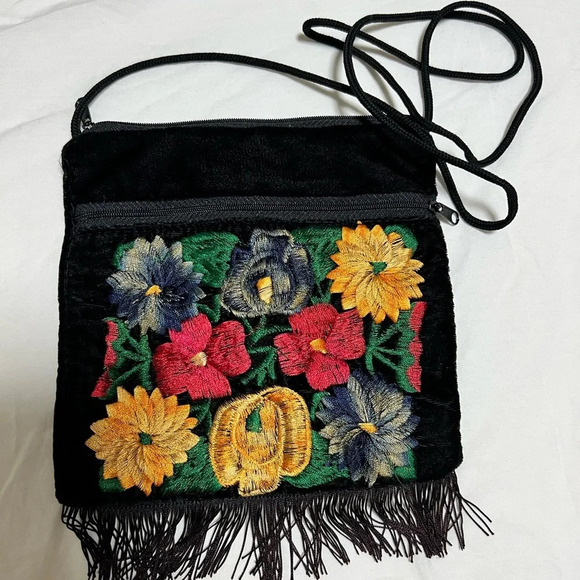Handbags - Vintage Velvet Crossbody Bag